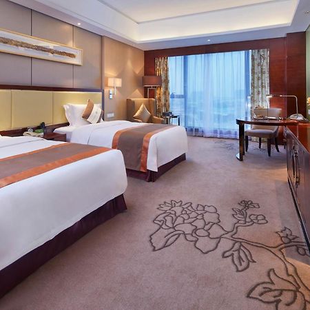 Guangzhou Changfeng Gloria Plaza Hotel Экстерьер фото