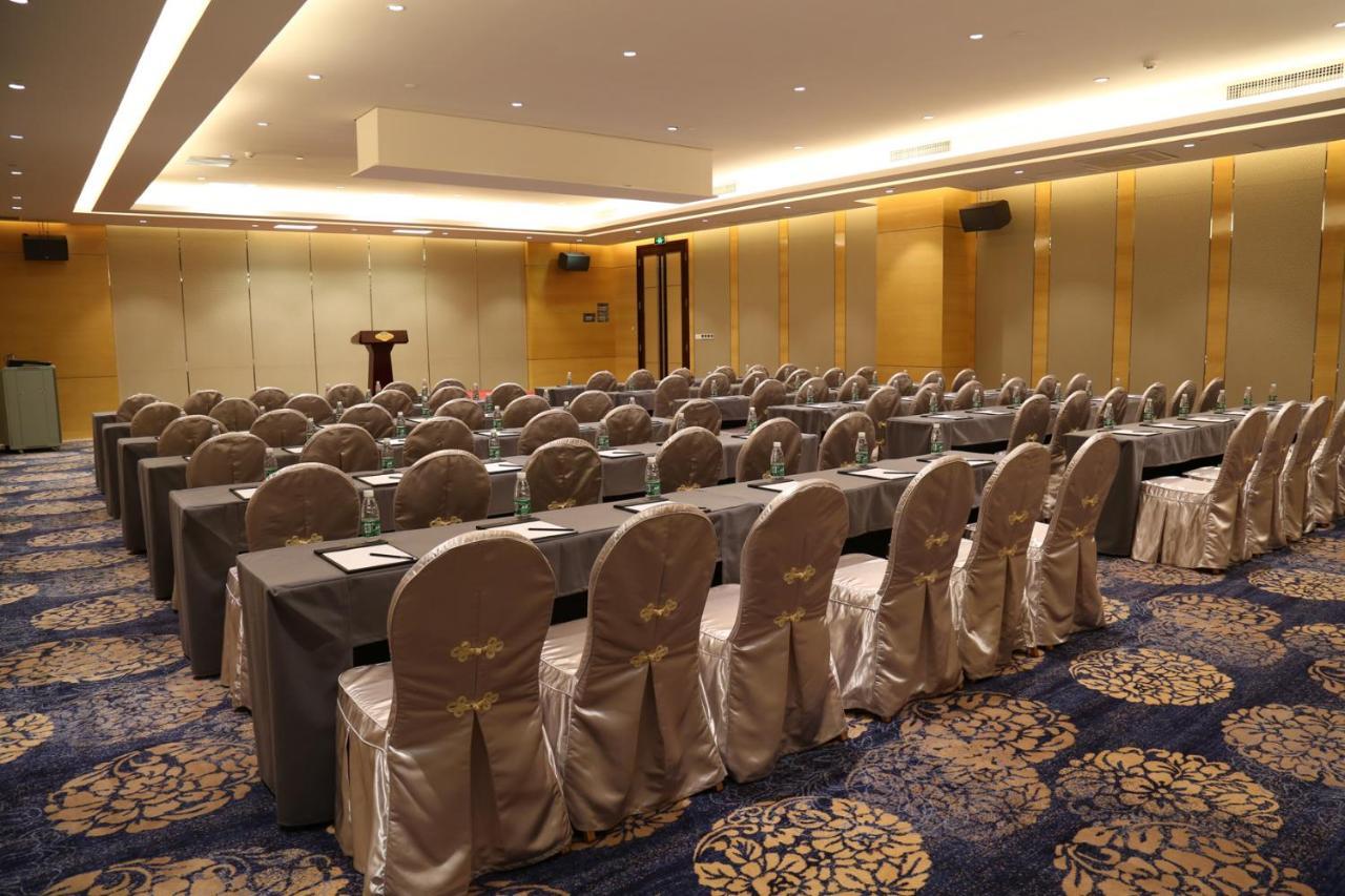 Guangzhou Changfeng Gloria Plaza Hotel Экстерьер фото