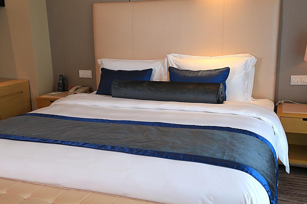 Guangzhou Changfeng Gloria Plaza Hotel Номер фото